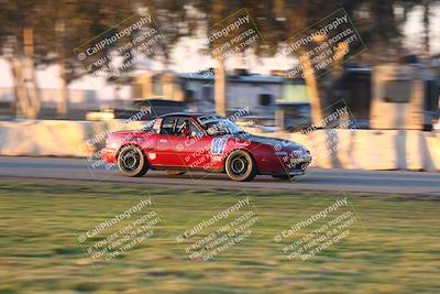 media/Jan-13-2024-CalClub SCCA (Sat) [[179f4822a7]]/Group 7/Sunset (Race)/